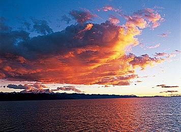 《龙腾世纪：影障守护者》实体典藏版不包含游戏本体